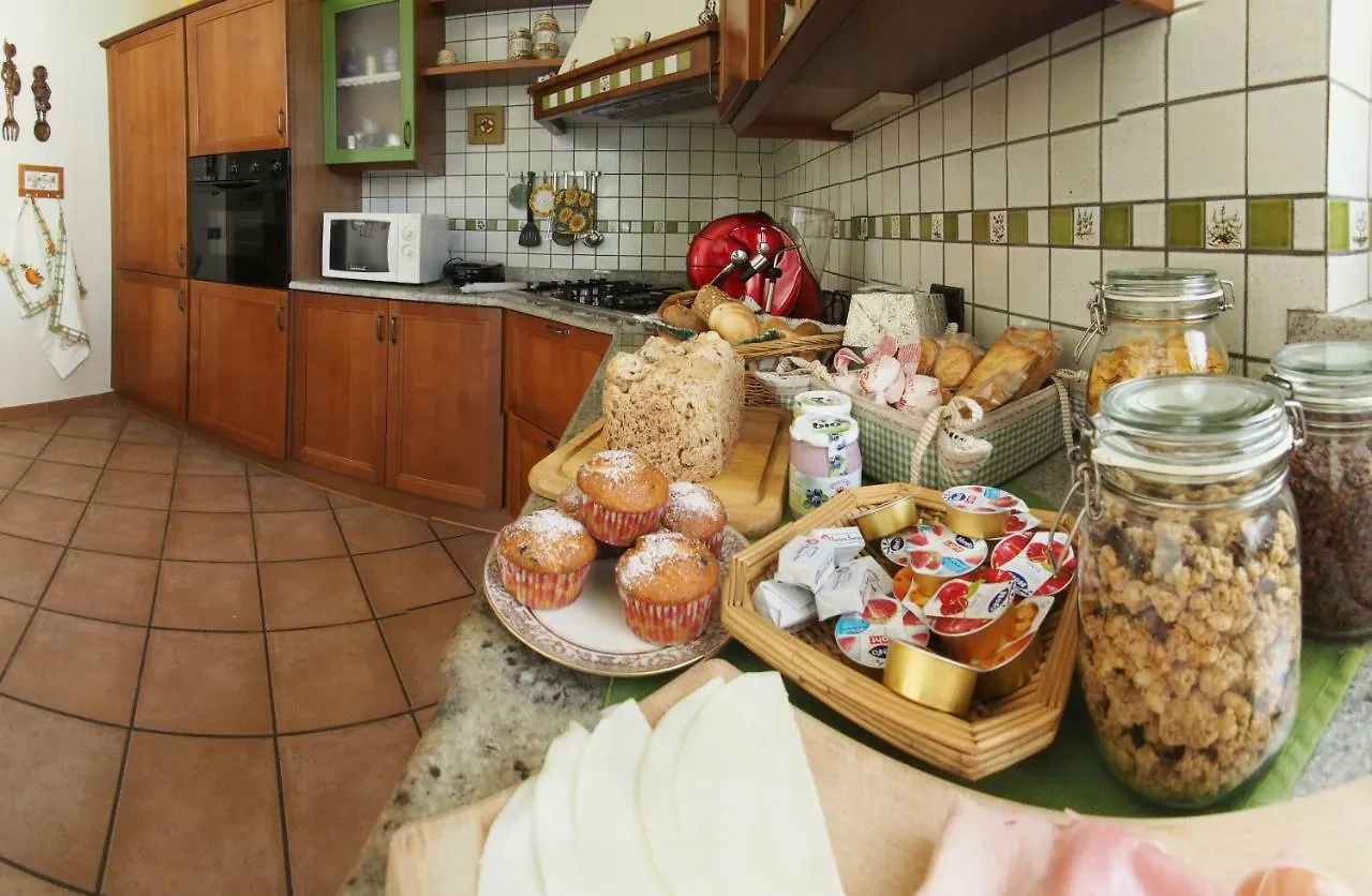 Ca' Rosa Bed & Breakfast Malnate